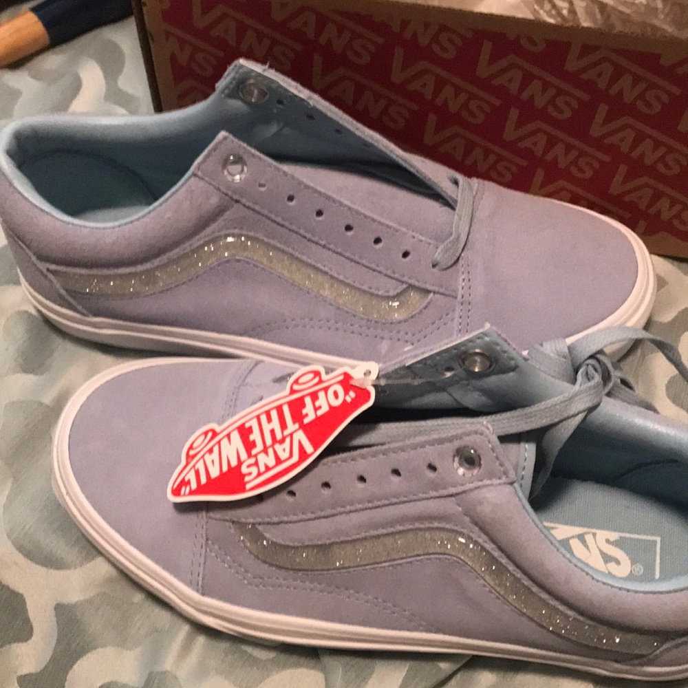 Woman’s size 8 vans